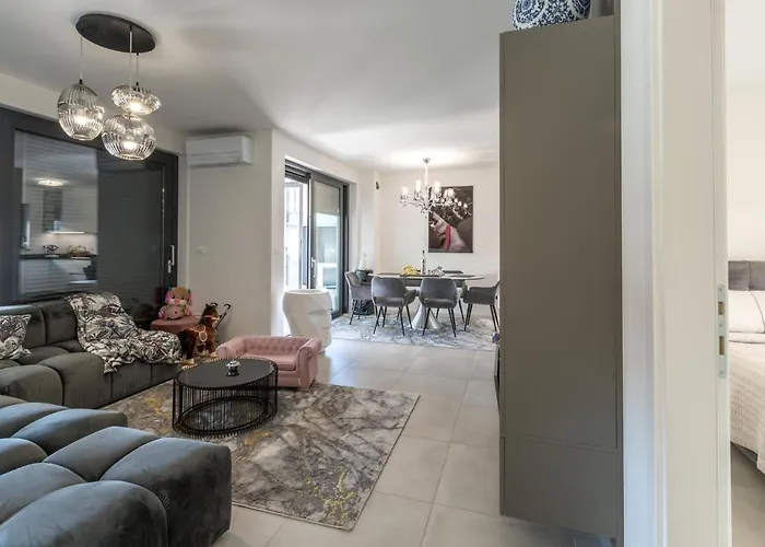 Awesome In Novigrad With Wifi *