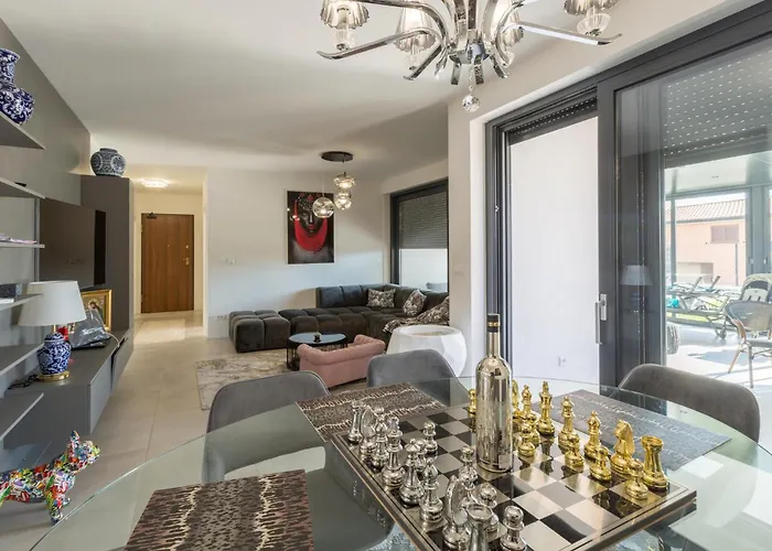 Awesome In Novigrad With Wifi Appartamento Novigrad Istria