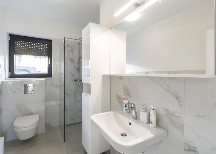 Awesome In Novigrad With Wifi Novigrad Istria