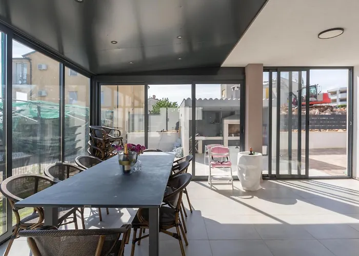 Διαμέρισμα Awesome In Novigrad With Wifi Novigrad Istria