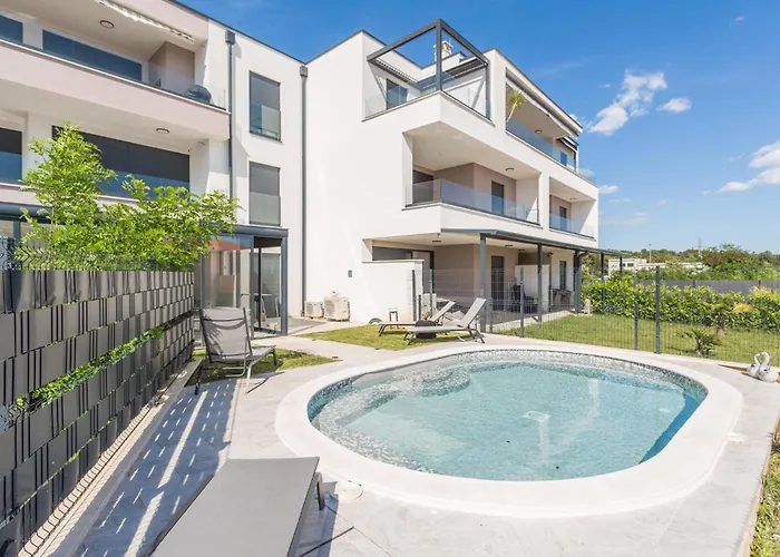 Διαμέρισμα Awesome In Novigrad With Wifi Novigrad Istria