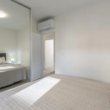 Awesome In Novigrad With Wifi *