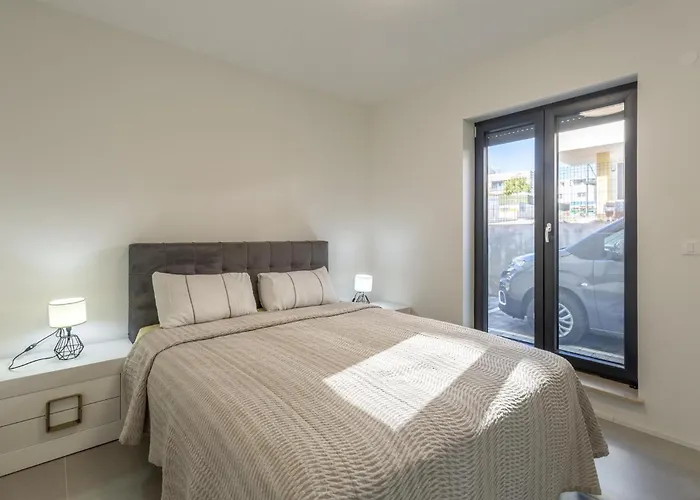 Awesome In Novigrad With Wifi * Novigrad Istria