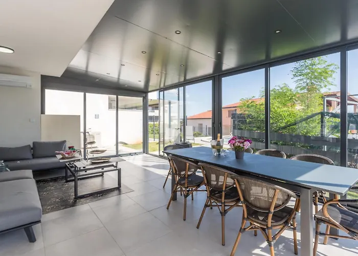 Awesome In Novigrad With Wifi Appartement Novigrad Istria